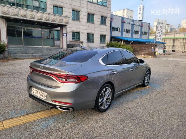 Hyundai Grandeur IG 2.4 Premium Special 5