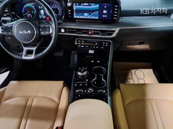 Kia K5 Hybrid 2.0 HEV Prestige 9