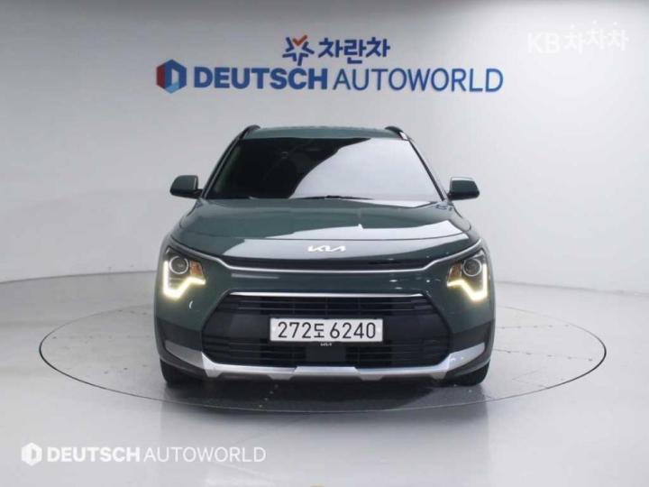 Kia Niro The 1.6 HEV Prestige 4