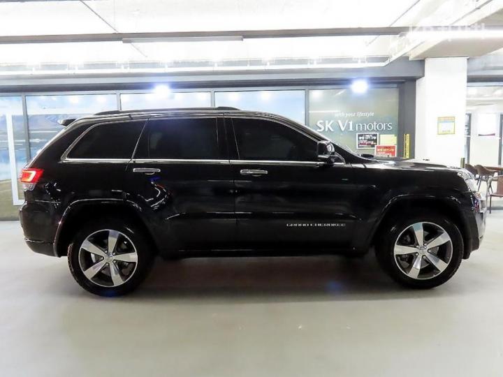 Jeep Cherokee Grand New 3.0 CRD Overland 4