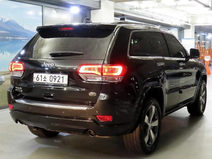 Jeep Cherokee Grand New 3.0 CRD Overland 5