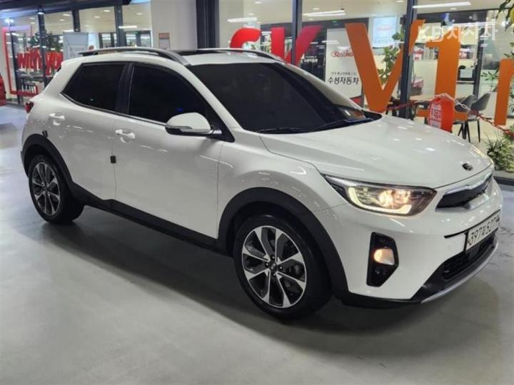 Kia Stonic Gasoline 1.0 T-GDi Prestige 3