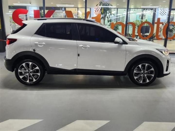 Kia Stonic Gasoline 1.0 T-GDi Prestige 4