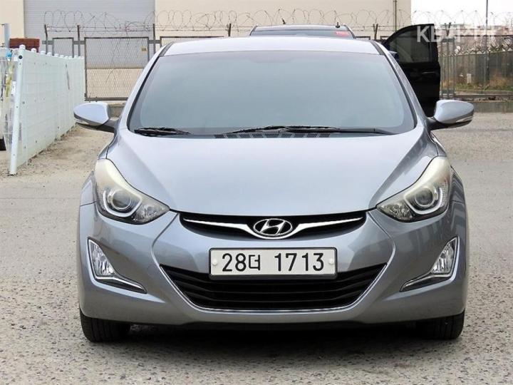 Hyundai Avante 1.6 GDi Smart Base Type