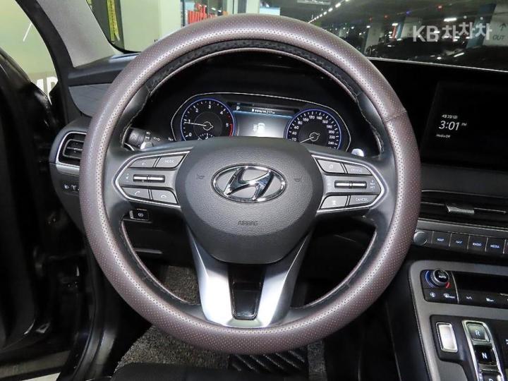 Hyundai Palisade 2.2 Diesel Prestige 9