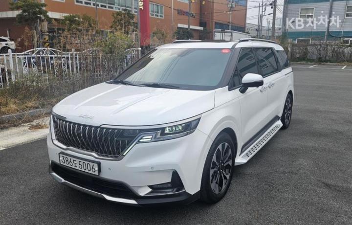 Kia Carnival G3.5 GDI Signature