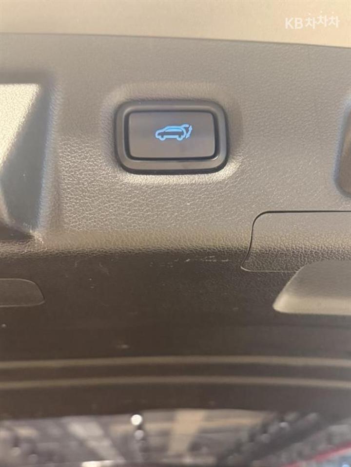 Hyundai Santa Fe TM Diesel 2.0 2WD Modern 9