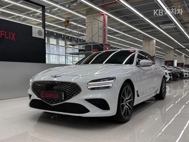 Genesis G70 2.0T 4WD Standard 4