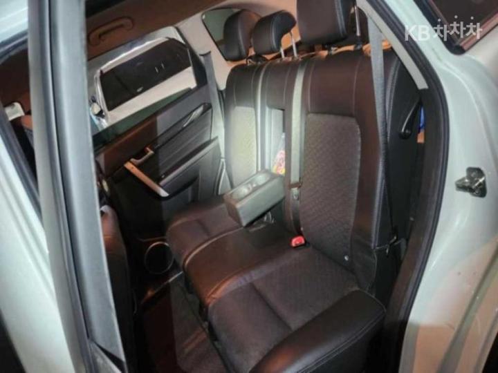 Chevrolet Captiva 2WD LT 7