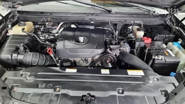 KG Mobility (Ssangyong) Korando Turismo 4WD Extreme 9