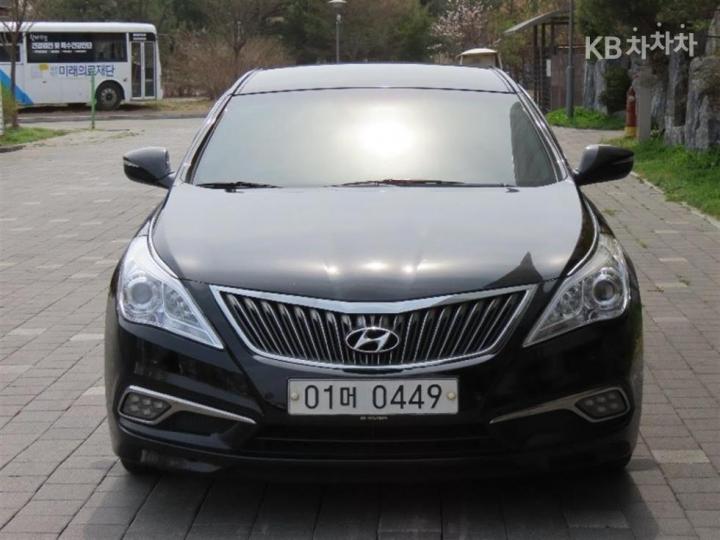 Hyundai Grandeur HG HG240 Modern Collection 2