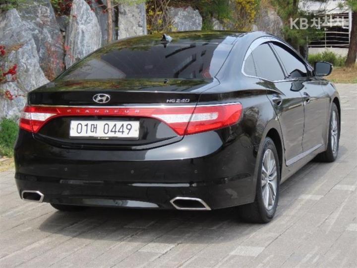 Hyundai Grandeur HG HG240 Modern Collection 4