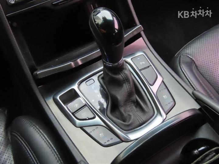 Hyundai Grandeur HG HG240 Modern Collection 7