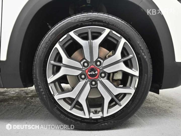 Kia Seltos 1.6 Diesel 4WD Signature 6