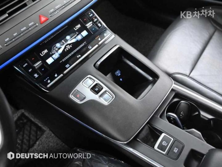 Hyundai Grandeur 2.5 Premium Choice 10