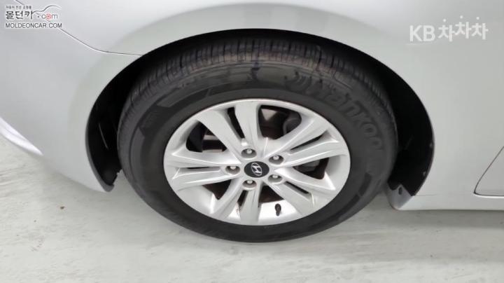 Hyundai Sonata YF CVVL Luxury 7