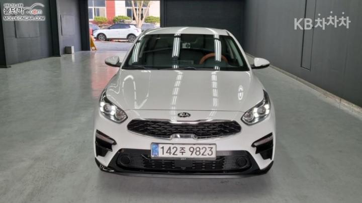 Kia K3 1.6 Gasoline Standard 4
