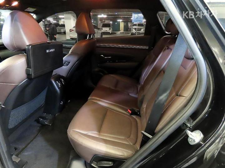 Hyundai Tucson The NX4 Diesel 2.0 2WD Inspiration 8