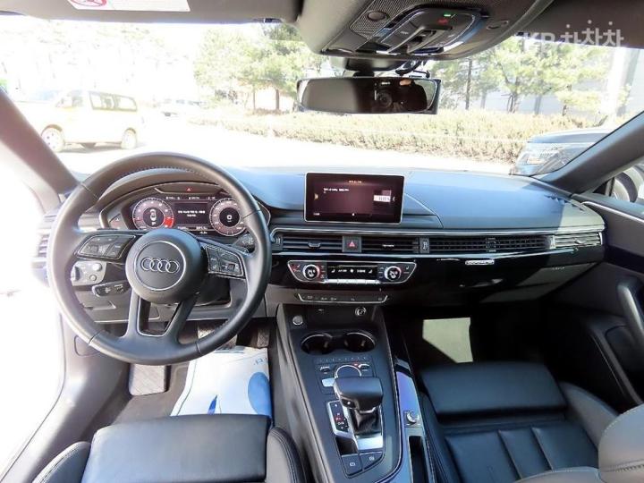 Audi A5 8W6 45 TFSI Quattro Sportback Base Type 8