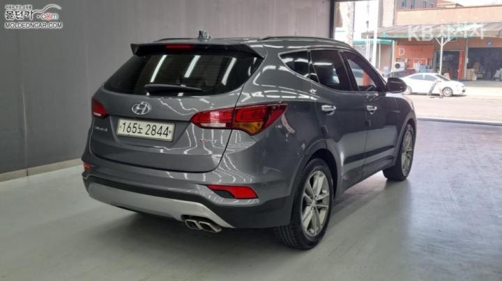 Hyundai Santa Fe The Prime Diesel R2.0 2WD Exclusive Base 3