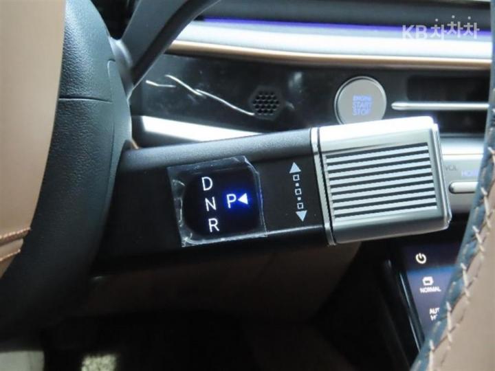 Hyundai Grandeur The 2.5 Gasoline 2WD Calligraphy 7