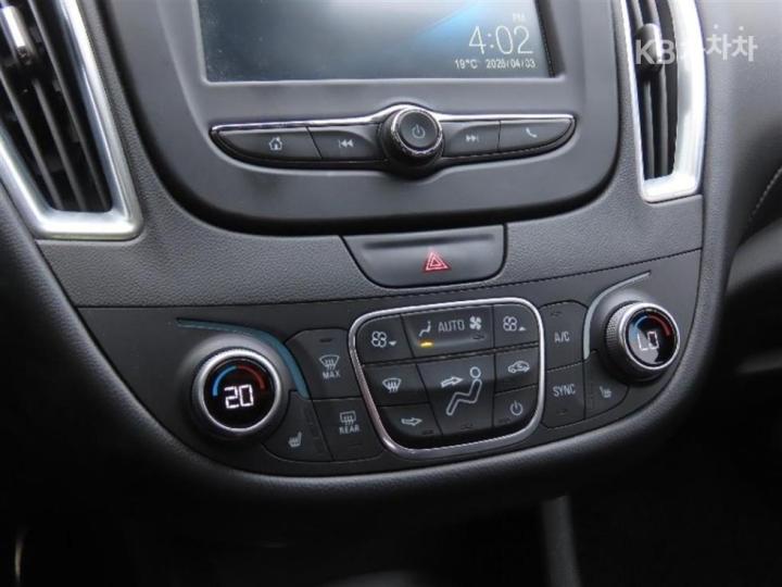 Chevrolet Malibu 1.5 Turbo LS 8