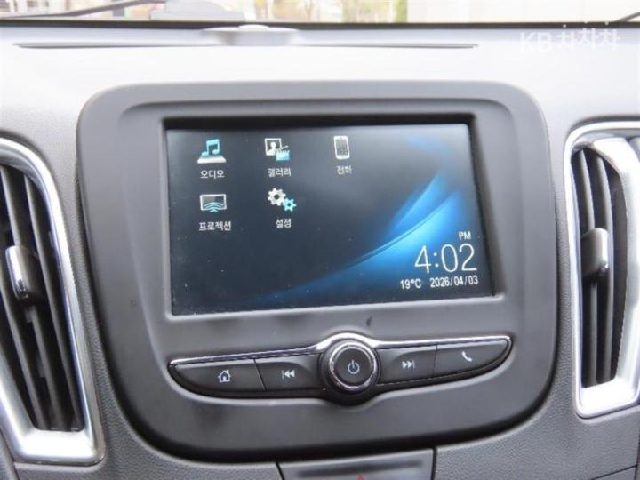 Chevrolet Malibu 1.5 Turbo LS 9