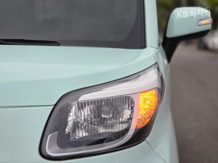 Kia Ray 1.0 Gasoline Luxury 6