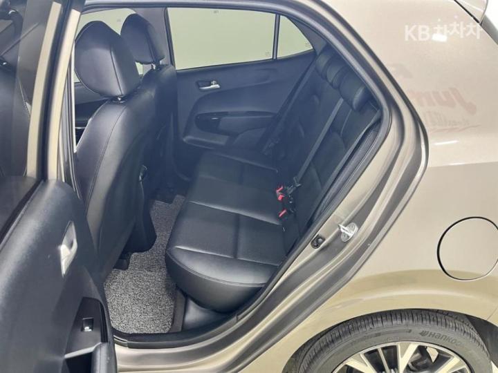 Kia Morning Urban JA 1.0 Gasoline Signature 9