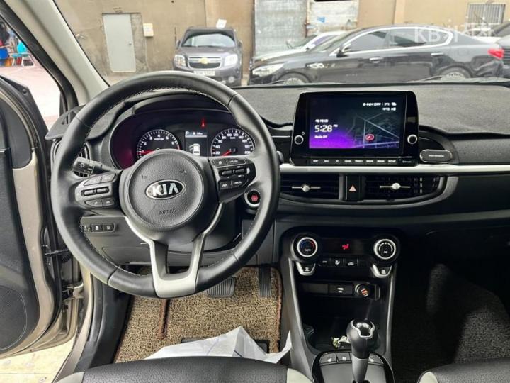 Kia Morning Urban JA 1.0 Gasoline Signature 10