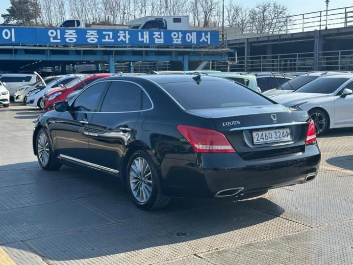 Hyundai Equus New VS380 Modern 7