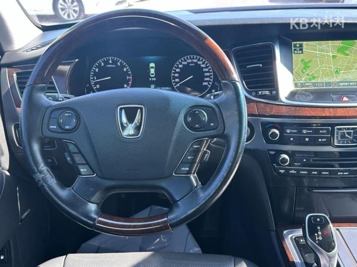 Hyundai Equus New VS380 Modern 10