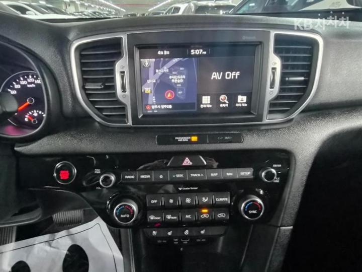 Kia Sportage Diesel 2.0 2WD Noblesse Plus 9