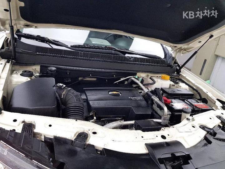 Chevrolet Captiva 2WD LT 7