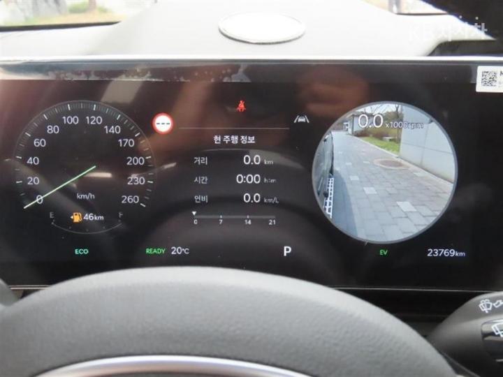 Kia Carnival Hybrid 1.6 HEV Gravity 6