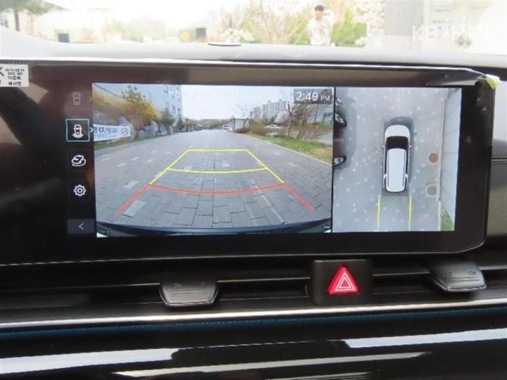 Kia Carnival Hybrid 1.6 HEV Gravity 10