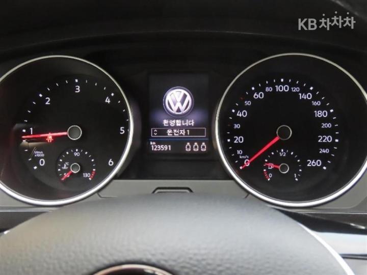 Volkswagen Tiguan 2.0 TDI Base Type 6