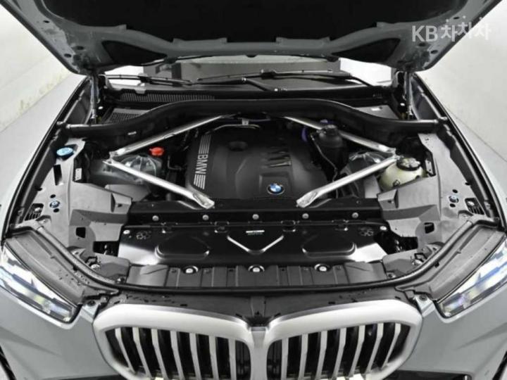 BMW X5 G05 xDrive 40i M Sport 7