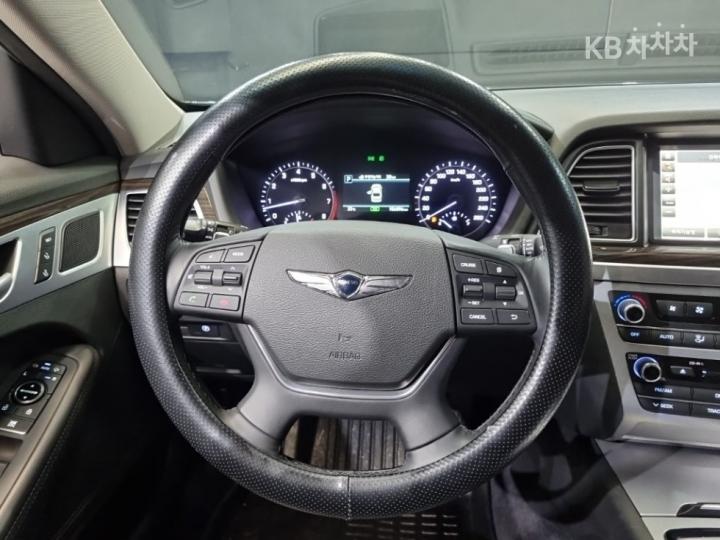 Genesis G80 3.3 GDI AWD Luxury 10