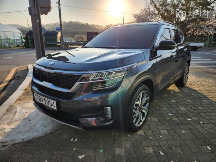 Kia Seltos 1.6 Gasoline Turbo 4WD Noblesse 2