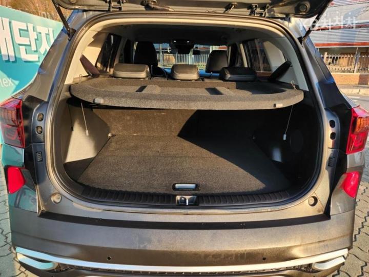 Kia Seltos 1.6 Gasoline Turbo 4WD Noblesse 6