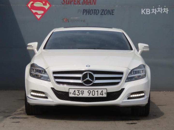 Mercedes-Benz CLS-Class W218 CLS350 Gasoline BlueEfficiency W218 2011-2012 3
