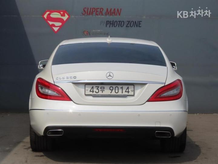 Mercedes-Benz CLS-Class W218 CLS350 Gasoline BlueEfficiency W218 2011-2012 5