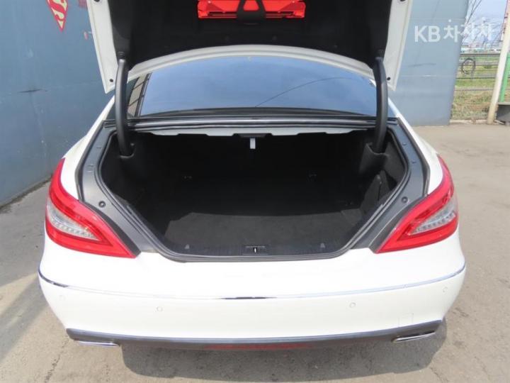 Mercedes-Benz CLS-Class W218 CLS350 Gasoline BlueEfficiency W218 2011-2012 6