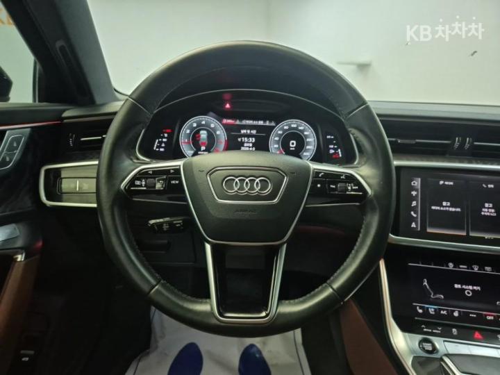 Audi A6 C8 45 TFSI Premium 10