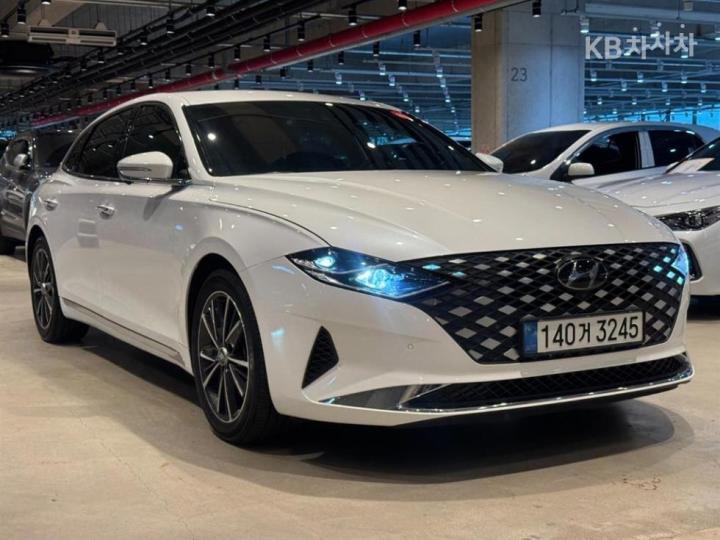 Hyundai Grandeur 2.5 Exclusive 3