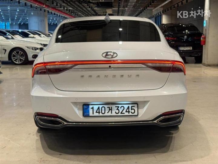 Hyundai Grandeur 2.5 Exclusive 5