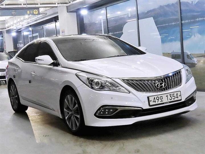 Hyundai Grandeur HG HG220 Diesel Premium 3