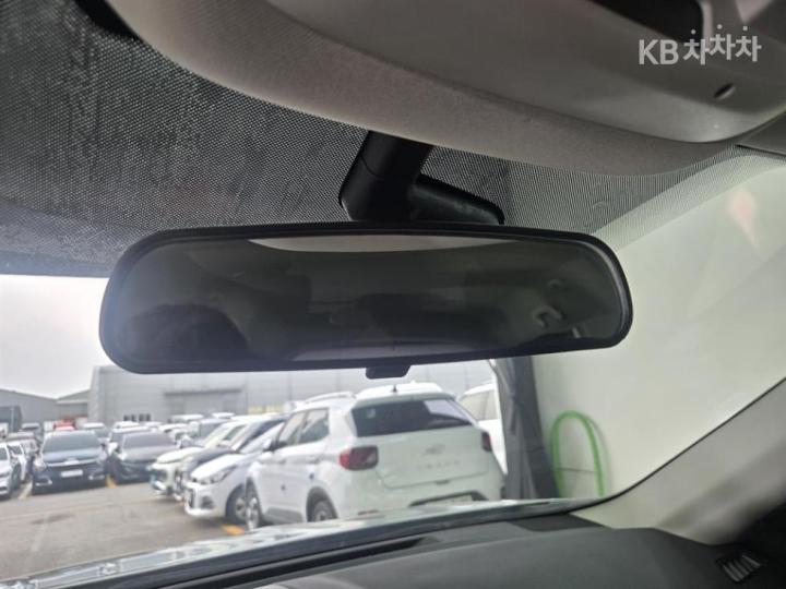 Renault QM6 2.0 GDe 2WD SE 8