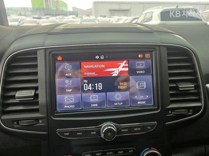 Renault QM6 2.0 GDe 2WD SE 9